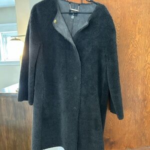 Elegant Sherpa Women's Coat